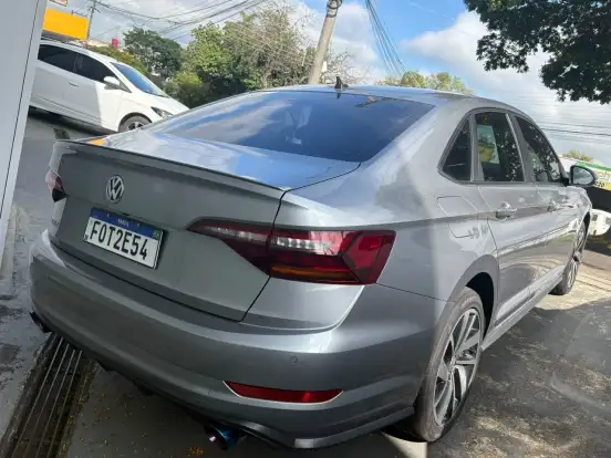 VOLKSWAGEN-JETTA-2020
