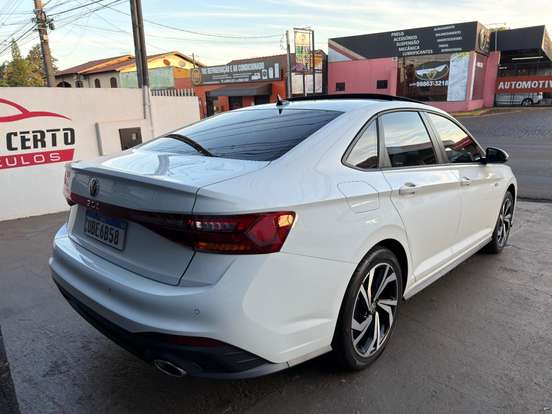 VOLKSWAGEN-JETTA-2025