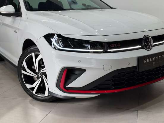 VOLKSWAGEN-JETTA-2025