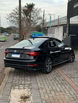 VOLKSWAGEN-JETTA-2020