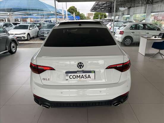 VOLKSWAGEN-JETTA-2023