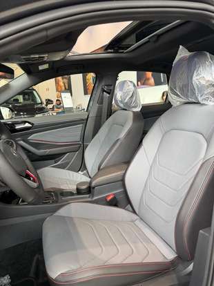 VOLKSWAGEN-JETTA-2026