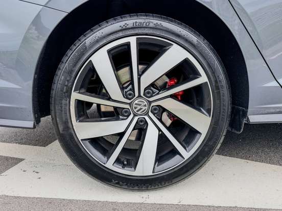 VOLKSWAGEN-JETTA-2.0 350 TSI GASOLINA GLI DSG VOLKSWAGEN-JETTA-2019