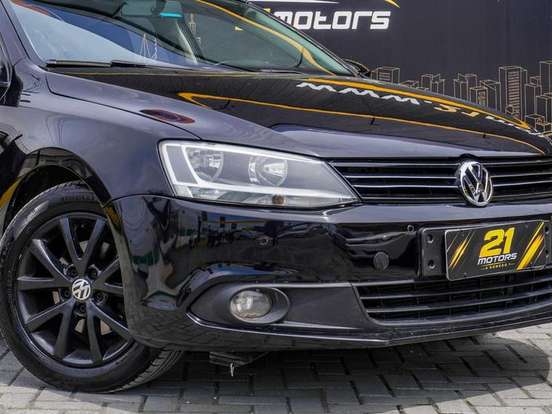 VOLKSWAGEN-JETTA-2.0 COMFORTLINE FLEX 4P MANUAL VOLKSWAGEN-JETTA-2012