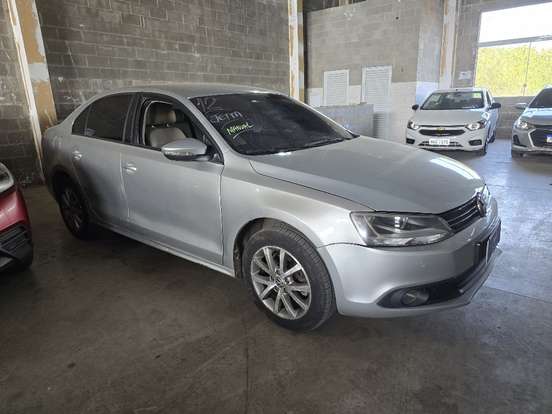 VOLKSWAGEN-JETTA-2.0 COMFORTLINE FLEX 4P MANUAL VOLKSWAGEN-JETTA-2011