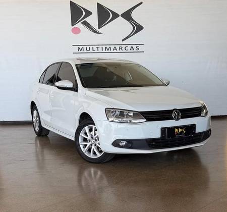 VOLKSWAGEN JETTA 2.0 COMFORTLINE FLEX 4P TIPTRONIC