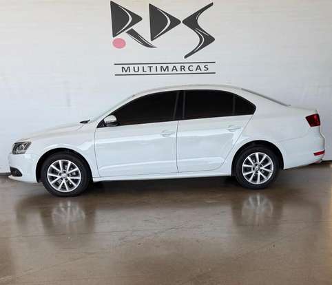 VOLKSWAGEN-JETTA-2014