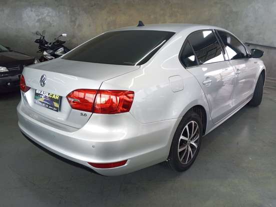 VOLKSWAGEN-JETTA-2014