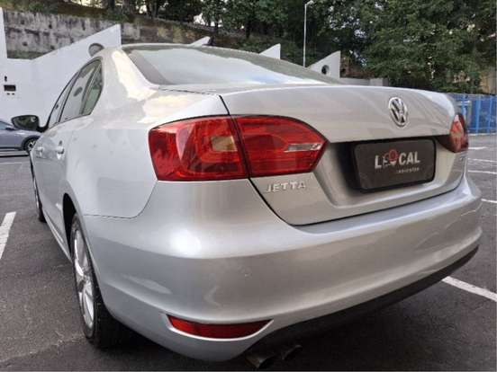 VOLKSWAGEN-JETTA-2.0 COMFORTLINE FLEX 4P TIPTRONIC VOLKSWAGEN-JETTA-2013