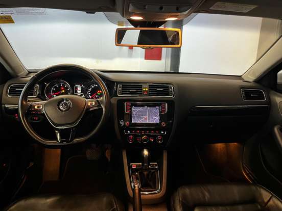 VOLKSWAGEN-JETTA-2016