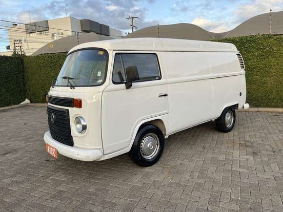 VOLKSWAGEN-KOMBI-1.4 MI FURGÃO 8V FLEX 3P MANUAL VOLKSWAGEN-KOMBI-2013