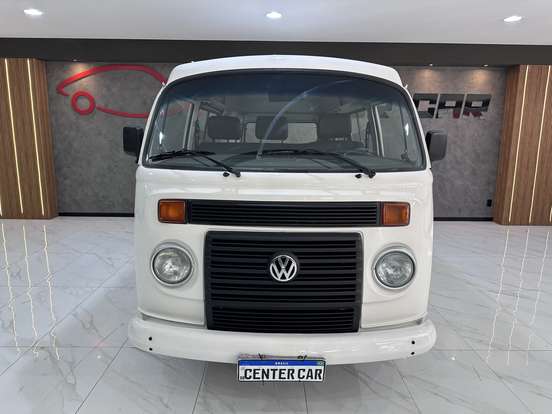 VOLKSWAGEN-KOMBI-2013