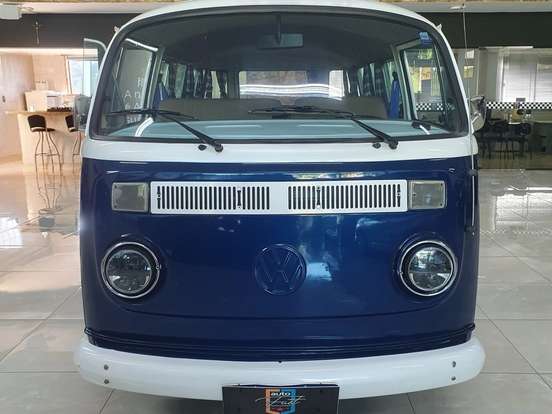 VOLKSWAGEN-KOMBI-1987