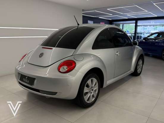 VOLKSWAGEN-NEW BEETLE-2008
