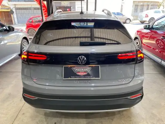 VOLKSWAGEN-NIVUS-1.0 200 TSI TOTAL FLEX HIGHLINE AUTOMÁTICO VOLKSWAGEN-NIVUS-2024