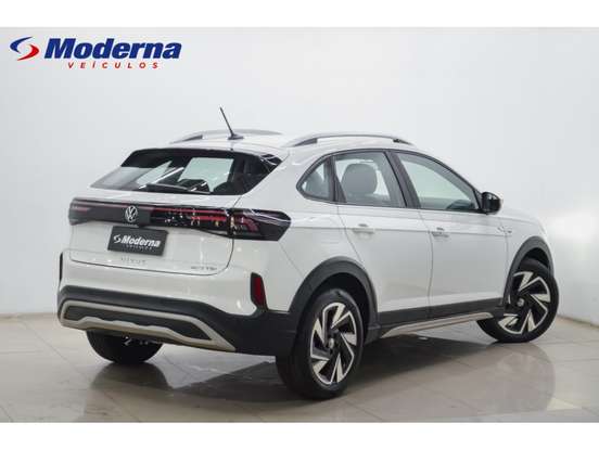 VOLKSWAGEN-NIVUS-1.0 200 TSI TOTAL FLEX HIGHLINE AUTOMÁTICO VOLKSWAGEN-NIVUS-2025