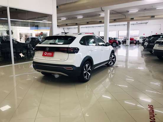 VOLKSWAGEN-NIVUS-1.0 200 TSI TOTAL FLEX HIGHLINE AUTOMÁTICO VOLKSWAGEN-NIVUS-2023