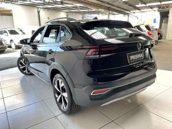 VOLKSWAGEN-NIVUS-1.0 200 TSI TOTAL FLEX HIGHLINE AUTOMÁTICO VOLKSWAGEN-NIVUS-2023