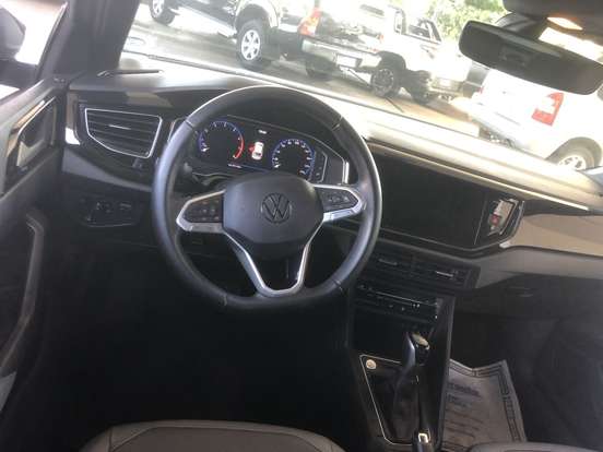 VOLKSWAGEN-NIVUS-1.0 200 TSI TOTAL FLEX HIGHLINE AUTOMÁTICO VOLKSWAGEN-NIVUS-2023