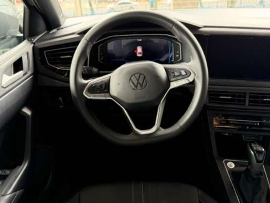 VOLKSWAGEN-NIVUS-1.0 200 TSI TOTAL FLEX HIGHLINE AUTOMÁTICO VOLKSWAGEN-NIVUS-2026