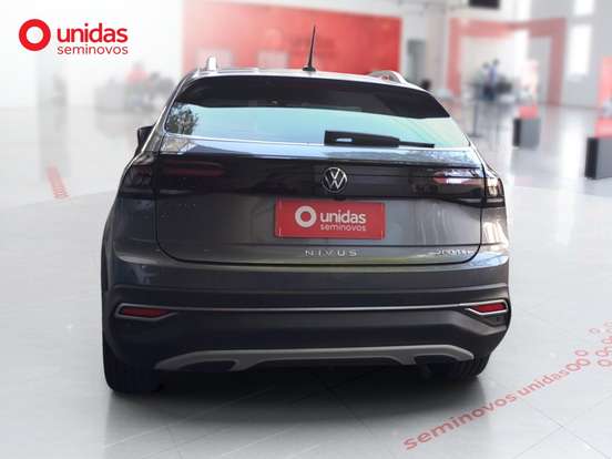 VOLKSWAGEN-NIVUS-1.0 200 TSI TOTAL FLEX HIGHLINE AUTOMÁTICO VOLKSWAGEN-NIVUS-2024