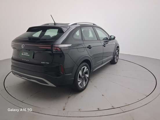 VOLKSWAGEN-NIVUS-1.0 200 TSI TOTAL FLEX HIGHLINE AUTOMÁTICO VOLKSWAGEN-NIVUS-2025