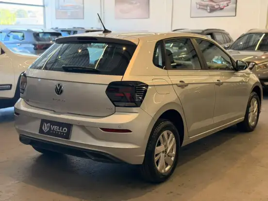 VOLKSWAGEN-POLO-2024