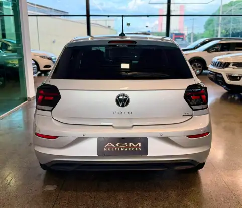 VOLKSWAGEN-POLO-2024