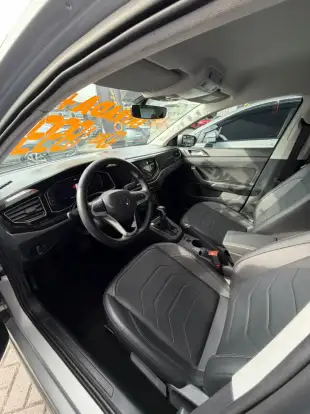 VOLKSWAGEN-POLO-2024
