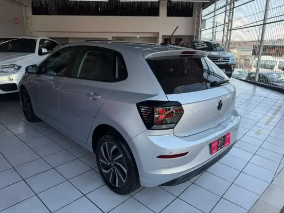 VOLKSWAGEN-POLO-2025