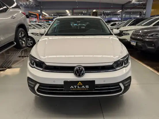 VOLKSWAGEN-POLO-2024