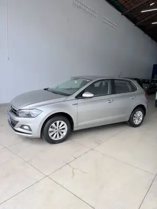 VOLKSWAGEN-POLO-2019