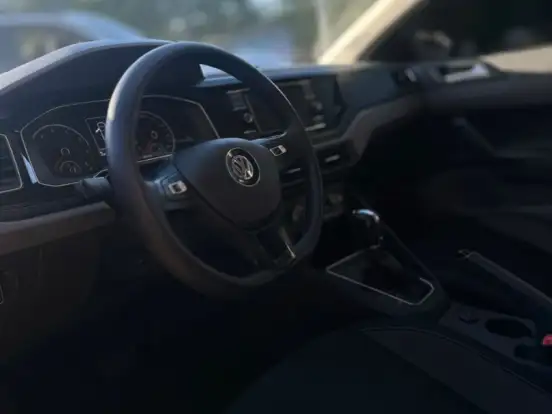 VOLKSWAGEN-POLO-1.0 200 TSI COMFORTLINE AUTOMÁTICO VOLKSWAGEN-POLO-2019