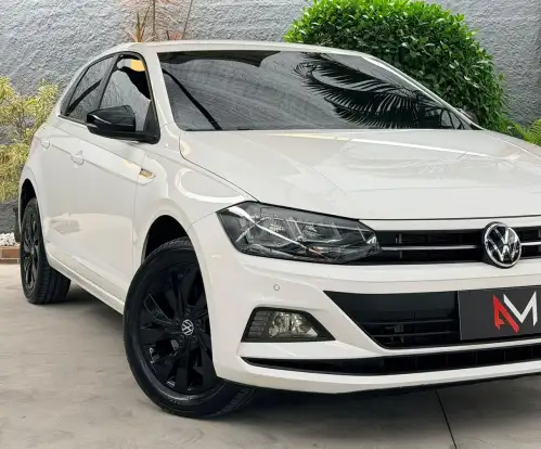 VOLKSWAGEN-POLO-2017
