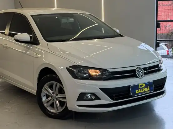 VOLKSWAGEN-POLO-1.0 200 TSI COMFORTLINE AUTOMÁTICO VOLKSWAGEN-POLO-2021