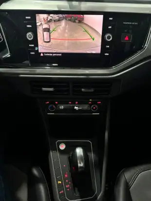 VOLKSWAGEN-POLO-2020
