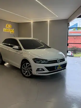 VOLKSWAGEN-POLO-2019