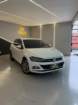 VOLKSWAGEN-POLO-2019