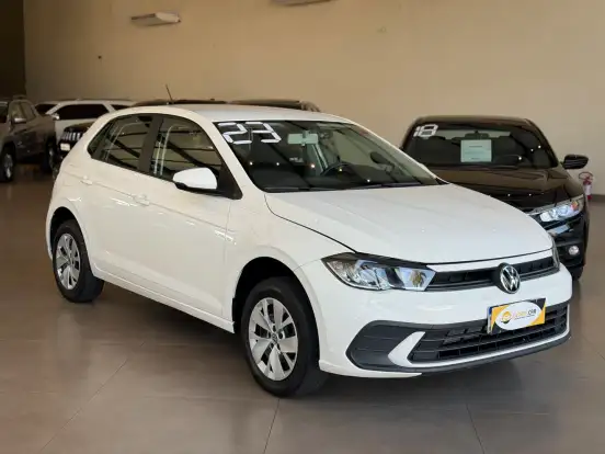 VOLKSWAGEN-POLO-2023