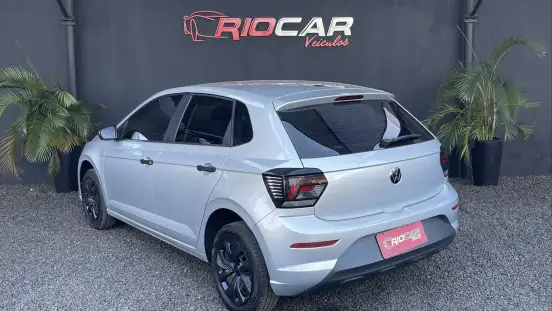 VOLKSWAGEN-POLO-2024
