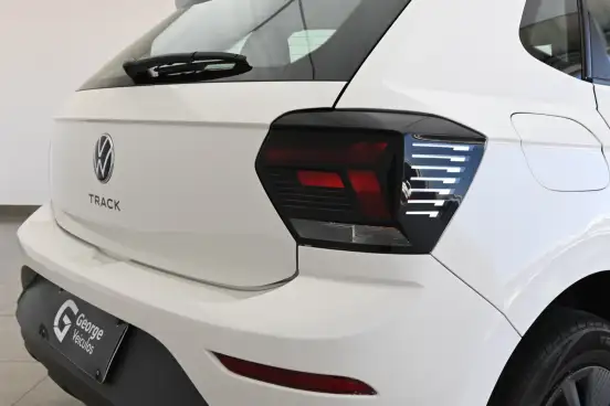 VOLKSWAGEN-POLO-2024
