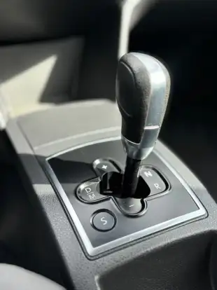 VOLKSWAGEN-POLO-2010