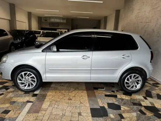 VOLKSWAGEN-POLO-1.6 MI 8V TOTAL FLEX 4P MANUAL VOLKSWAGEN-POLO-2011
