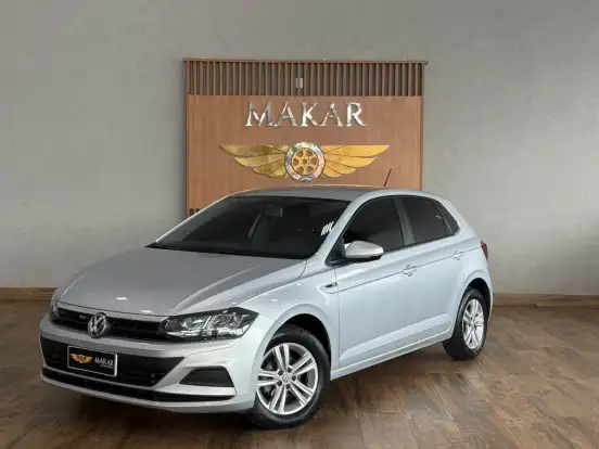 VOLKSWAGEN-POLO-2018