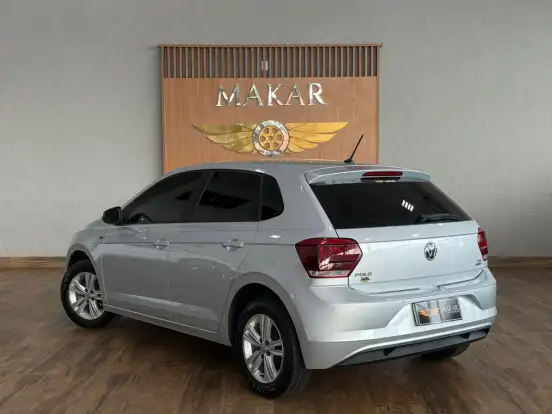 VOLKSWAGEN-POLO-2018
