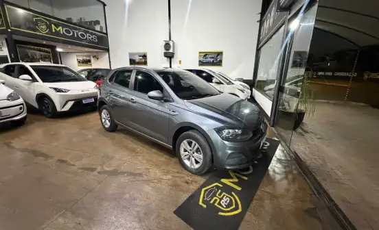 VOLKSWAGEN-POLO-2018