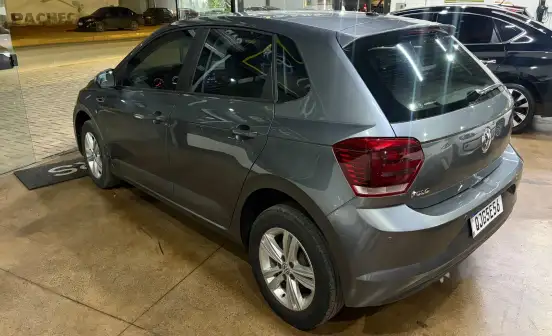 VOLKSWAGEN-POLO-2018