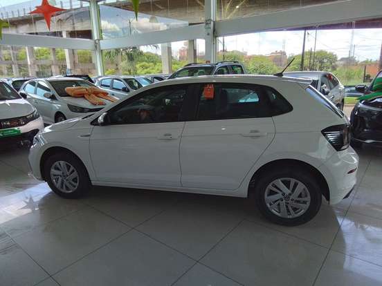 VOLKSWAGEN-POLO-2024
