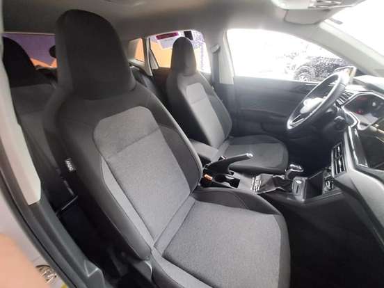 VOLKSWAGEN-POLO-2024