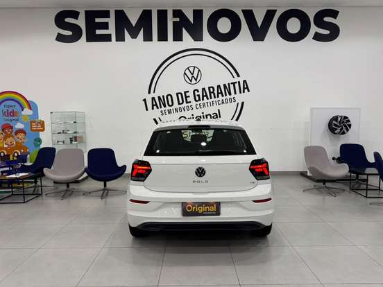 VOLKSWAGEN-POLO-1.0 170 TSI COMFORTLINE AUTOMÁTICO VOLKSWAGEN-POLO-2024